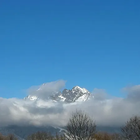 210 Aston * Vel'ka Lomnica